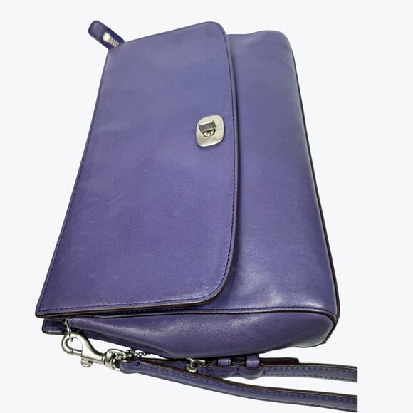 Coach Vintage Smooth Purple Leather Large Wristlet Clutch Turn Lock Front Pocket - Picture 6 of 13